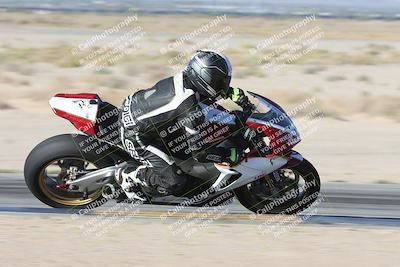 media/Oct-26-2025-Race Pace (Sun) [[c1447ca738]]/Verified/1-Turn 9 Inside (930am)/